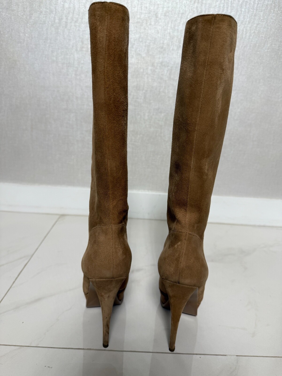 STIVALE YSL YVES SAINT LAURENT TRIBUTE 105 CAMMELLO SCAMOSCIATO TAGLIA EU 40.