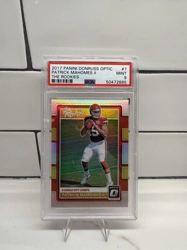 2017 Panini Donruss Optic The Rookies Patrick Mahomes II #7 PSA 9 Rookie Chiefs