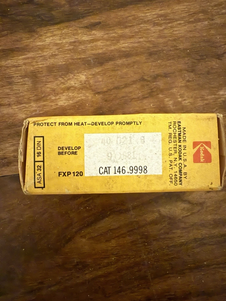 Пленка профессиональная Kodak Panatomic X 9/1981 срок годности запечатанная - Изображение 2 из 3