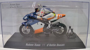 SCALEXTRIC - MOTO GP - RUBEN XAUS #11 D'ANTIN DUCATI - C6013