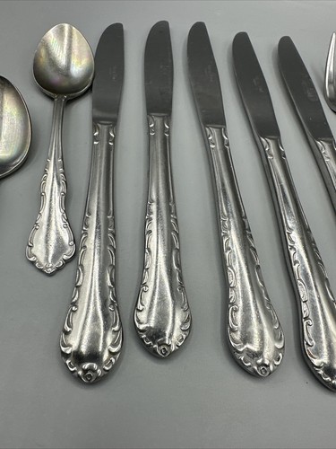 Queen’s Court 11 Piece Lot Stainless Steel Fork Knife Spoon Japan Vintage - Picture 3 of 10