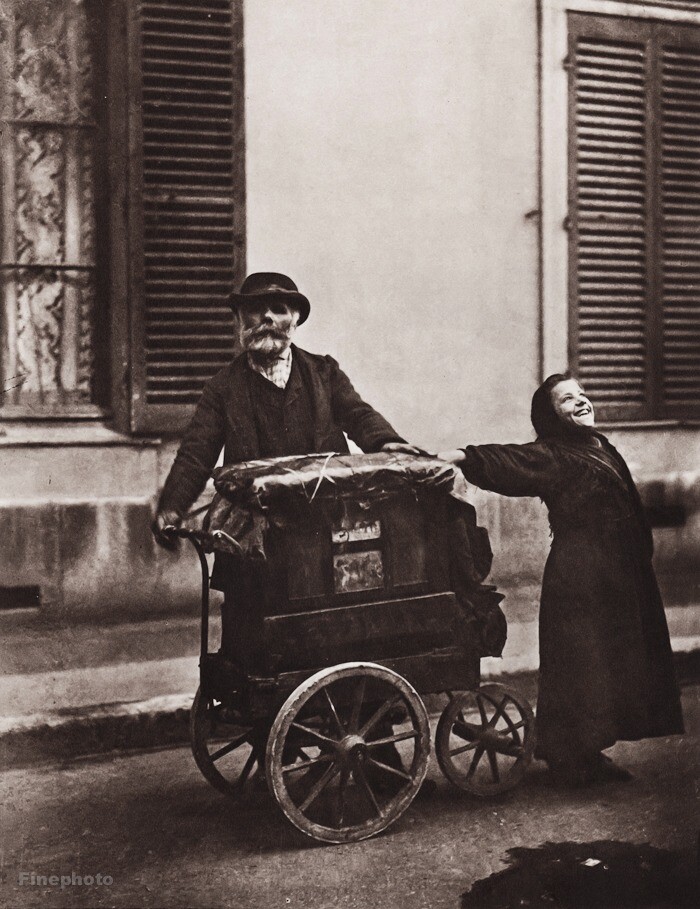 1890/1963 Vintage EUGENE ATGET Organ Grinder Paris Street Vendor