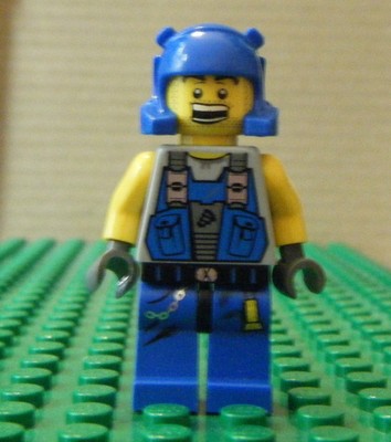 LEGO MINIFIGURE - POWER MINERS   STUBBLE BEARD GUY, DBL SIDED HEAD   GENTLY USED