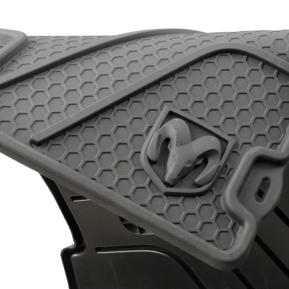 14-24 RAM PROMASTER WITH BUCKET SEATS FRONT ALL WEATHER SLUSH MAT MOPAR GENUINE — 第 2/4 张图片