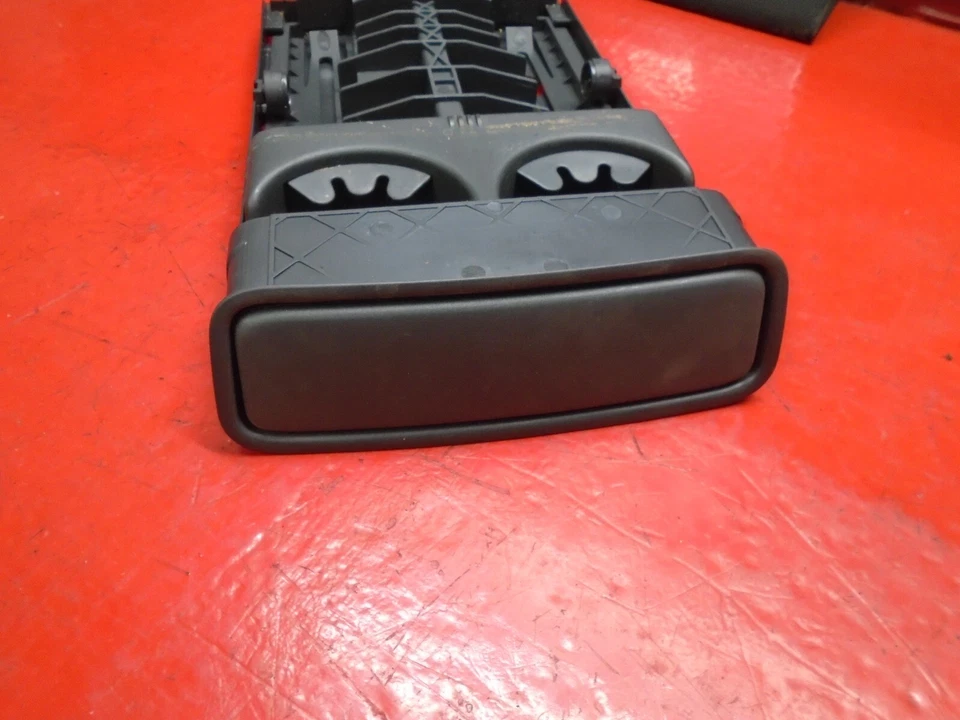 98 99 00 VOLVO S70 REPOSABRAZOS TRASERO PORTAVASOS OEM GRIS Foto 2 de 4