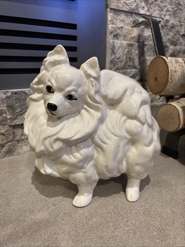 VTG Pomeranian Spitz Eskimo Dog White Glazed Statue Ceramic Statue MCM 9” Tall