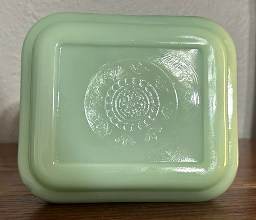 Vintage Jadeite Fire-King Oven Ware Philbe Lid Refrigerator Dish 4x5" 1940's