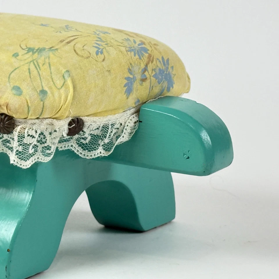 Винтажный детский 1983 деревянный табурет для ног GreenTurtle цветочная подушка народное искусство - Изображение 4 из 4