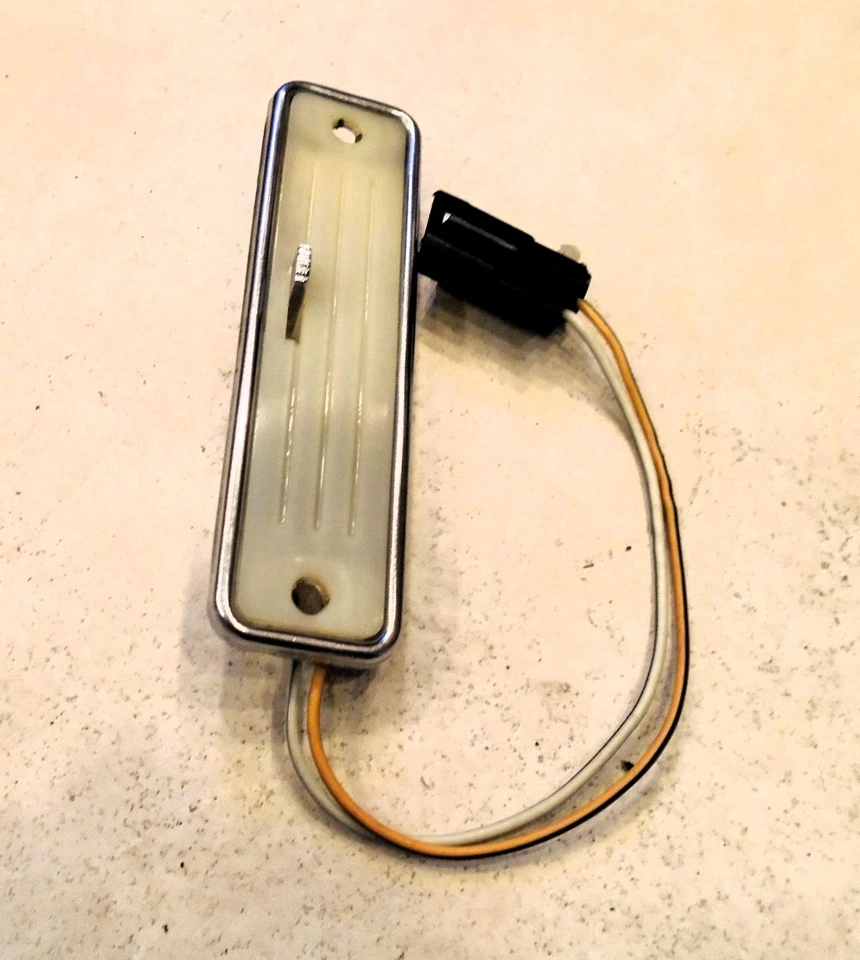 Buick Wildcat Electra 225 Lesabre GS 1966-1967 interior cortesía mapa luz/lámpara Foto 2 de 4