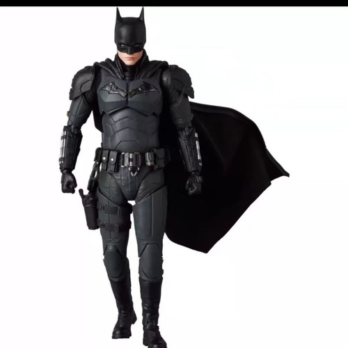 New Mafex 188 The Batman Movie 2022 New Batman 6 Inch In Stock - Picture 5 of 8