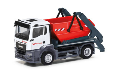 HO 1:87 Herpa # 318105 MAN Tgs w/Skip loader WHITE/RED - Veolia