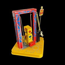 Vintage Tin Wind Up Swinging Robot Toy Japan Works Clean Collectible Toy