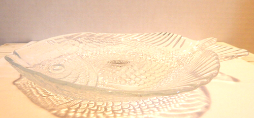 Home Essentials Seaside Fish Shaped Glass Appetizer/Bread Dishes ~ Set of 4 - Picture 5 of 6
