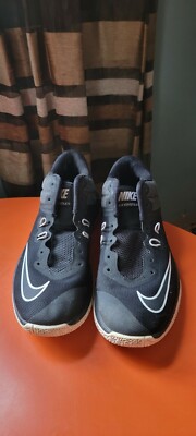 nike air versatile 2