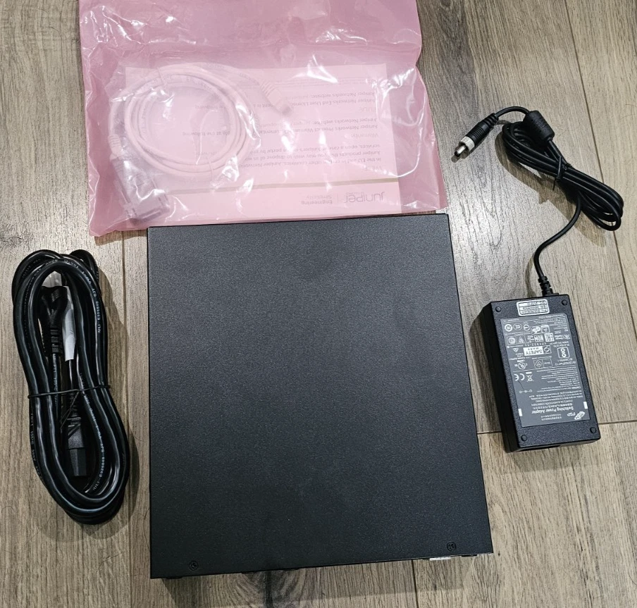 Juniper Networks SSR120  Session Smart Router - Image 2 of 4