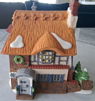 Dickens Village Series Betsy Trotwood Cottage Dept 56 1989 Porcelain w/out Light