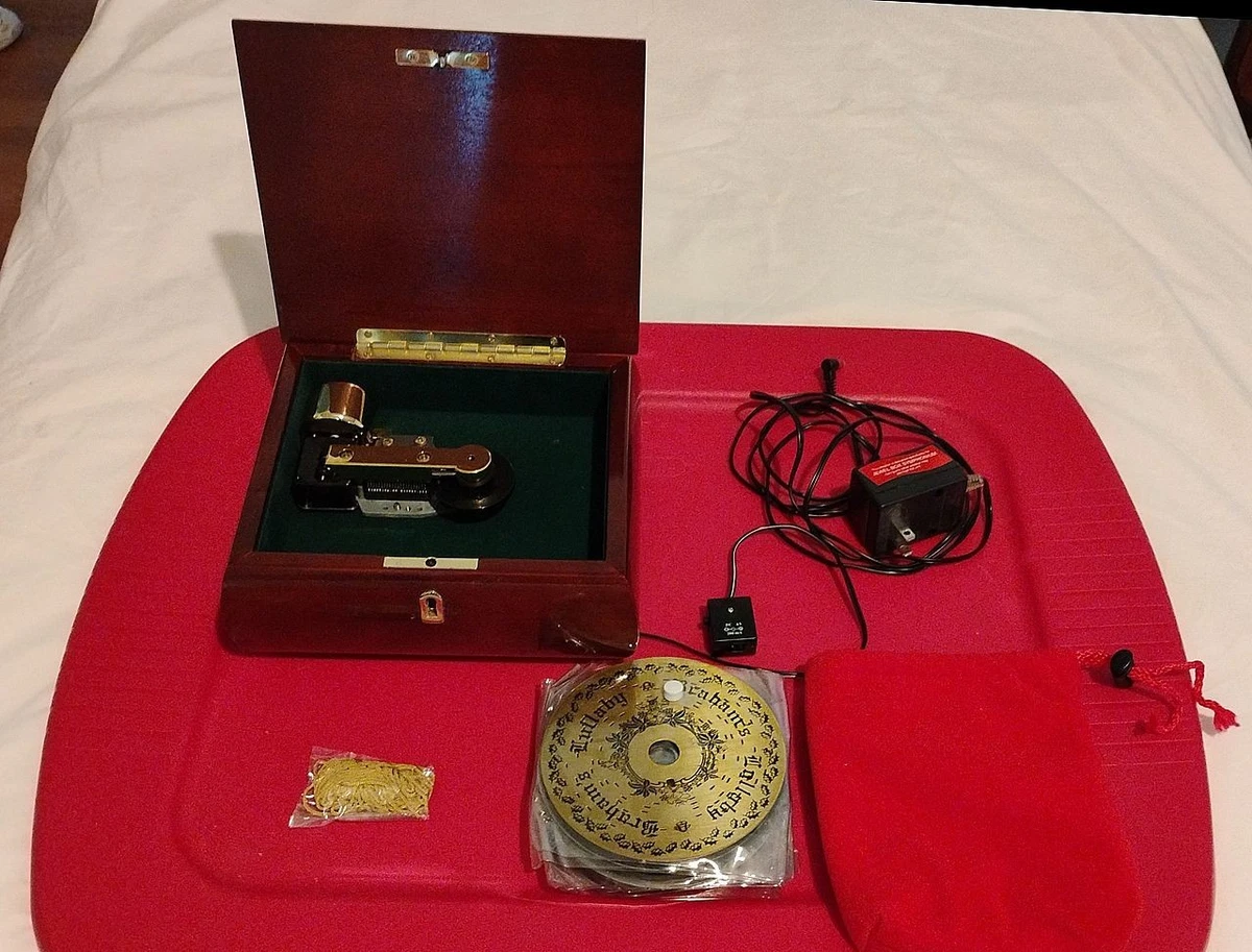 Mr. Christmas Collectible Music Boxes 1970-Now for sale | eBay
