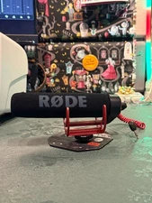 Rode Video Mic Go Shotgun Microphone w Shoe Mount Vibration Damper with Chord