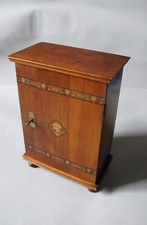 Altes kleines Schränkchen Miniaturschrank Holz Jugendstil Art Deco antik