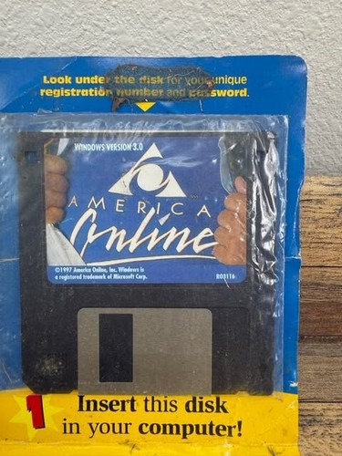 VTG AOL AMerica Online 3.0 1997 Floppy 3.5 Disk 50 Free Hours - Picture 3 of 3