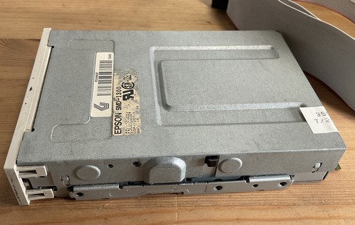 Vintage Epson SMD-1300 3.5" 1.44MB FDD Internal Floppy Disk Drive & Ribbon Cable - Picture 5 of 5