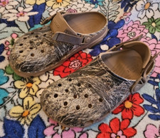 Crocs All-Terrain TrueTimber Clogs for Men - TrueTimber Strata 8 Mens / 10 Woman