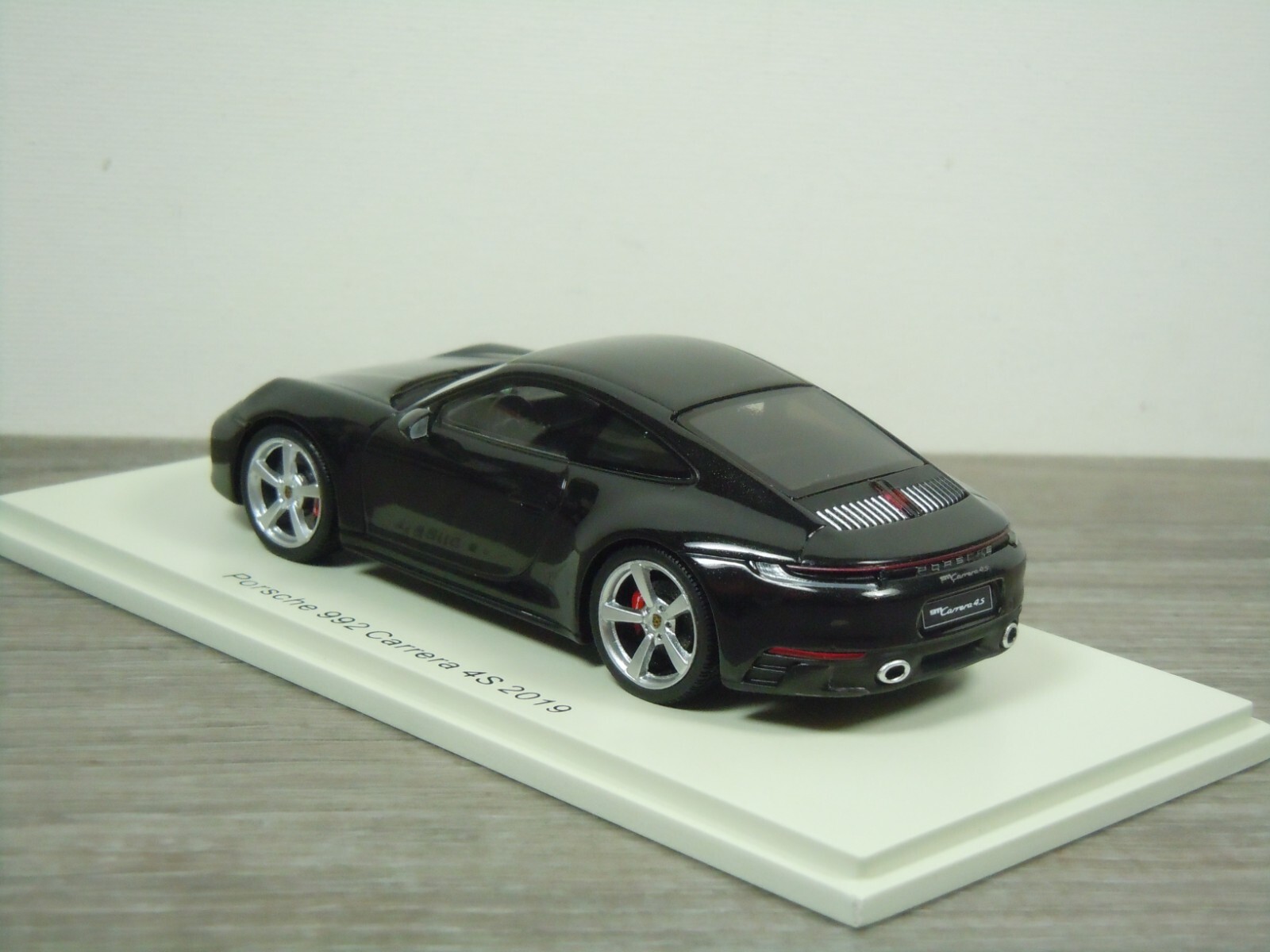 Picture 4 of 8