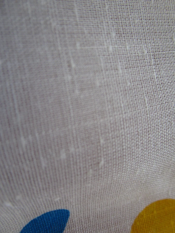 Tela semi transparente vintage de mezcla de algodón/algodón, lunares, 2 1/4 yardas Foto 4 de 4