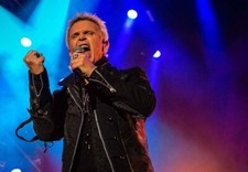BILLY IDOL 8X10 Photo