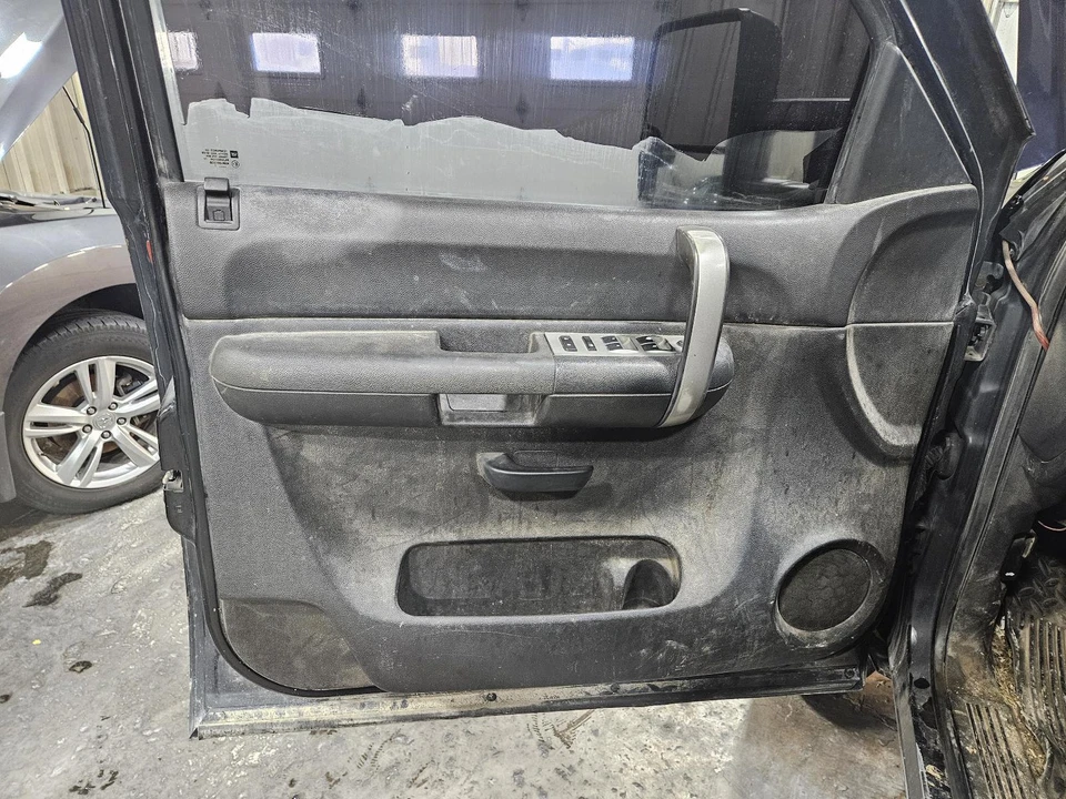 2007 Chevrolet Silverado 2500 Front Left Driver Door Trim Panel, Crew Cab, Black Foto 2 de 4