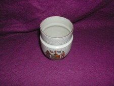 GOSS Crested China Leek Urn. EARL OF ANCASTER Crest