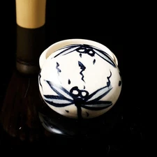 White Porcelain Incense Container Decorated with Two Dragonflies