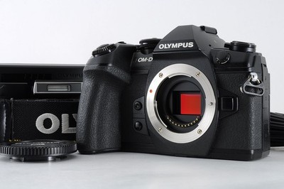 [ 6.770 Auslösungen ] OLYMPUS OM-D E-M1 Mark II Digitalkamera schwarz...