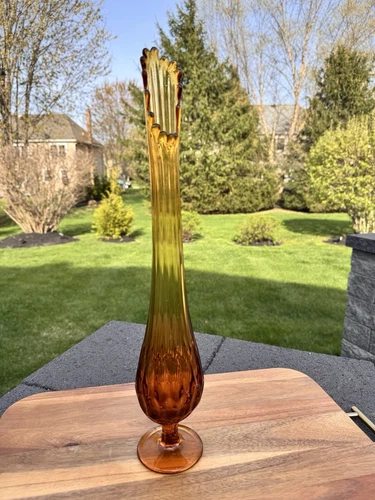 Fenton Art Glass Swung  Vase THUMBPRINT Colonial Amber 18.5” Tall