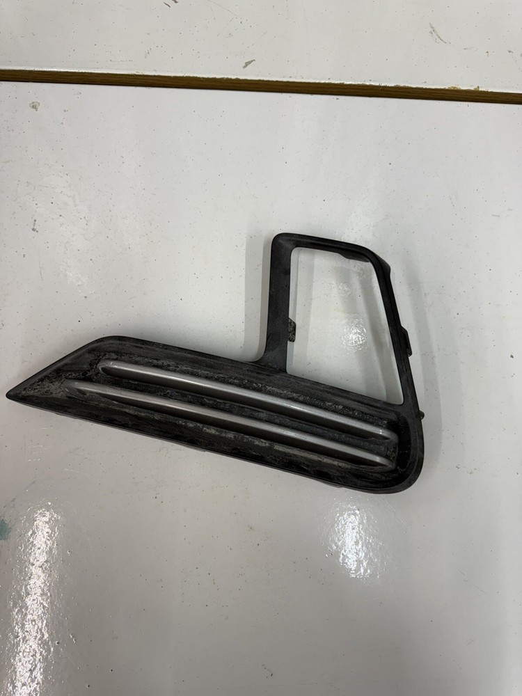 USED OEM Ford Front Bumper Side Trim Cover Right Explorer JB5Z 17B968 CA