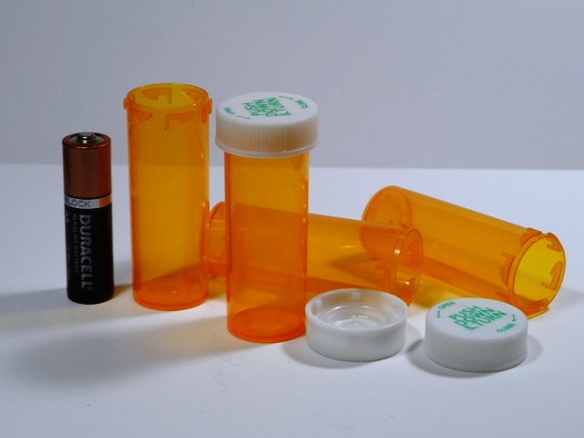 25  Prescription Medicine Plastic Storage Bottles & Lids Dram 6 Size-BRAND NEW 