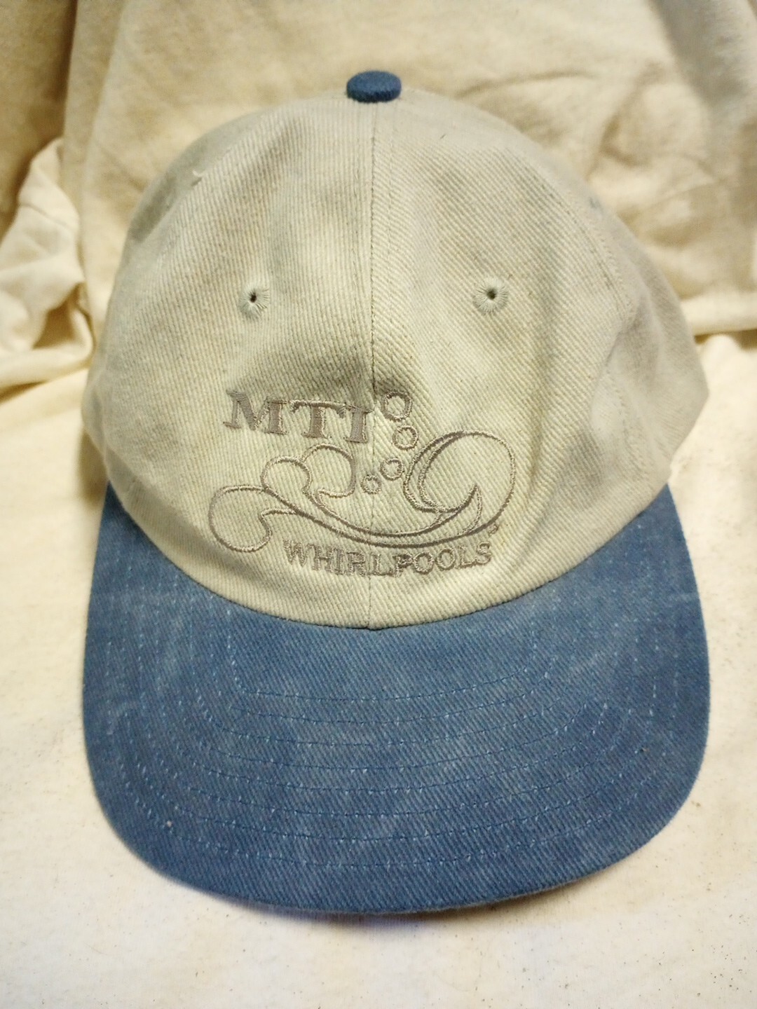 Picture 1 of 6
