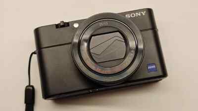 Sony Cyber-Shot DSC-RX100M5 RX100V M5 V Black 20.1 MP 2.9x Zoom 4K