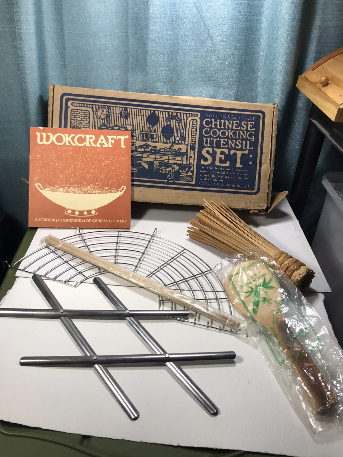 Vintage 1979 Chinese Cooking Utensil Set Taylor Wok Accessories w Box