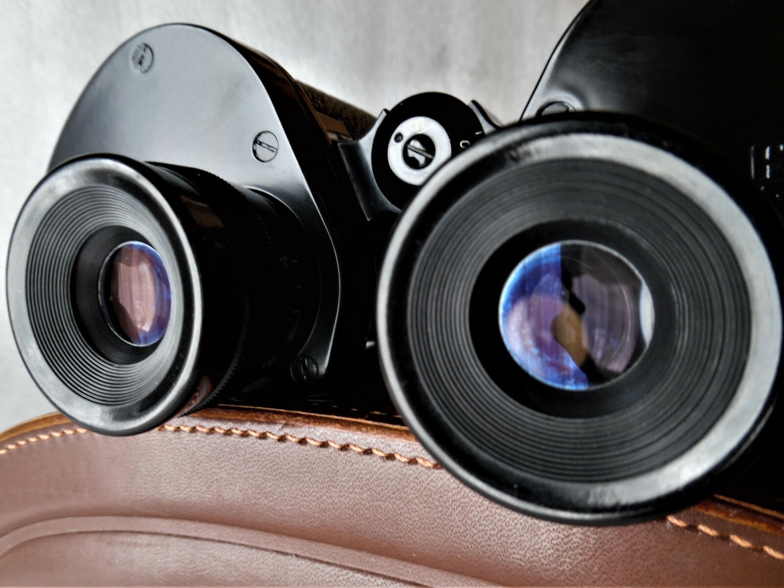 Nearmint Nippon Kogaku Nikon Binoculars 7x50 7.3* w/ Leather Case eBay