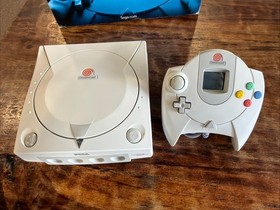 SEGA Dreamcast White Console With Box And Controller - Tested HKT-3020 NTSC-U/C