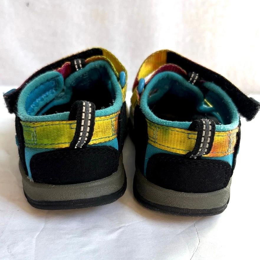 Keen Newport H2 Niño/Niño Pequeño Arco Iris Tie-Dye Agua Zapatos Sandalias Talla 6 Foto 3 de 4