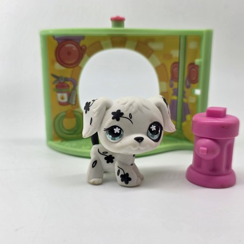 Littlest Pet Shop #469 White w Black Dalmatian Dog 2007 Hasbro w Fire Station - Picture 2 of 10