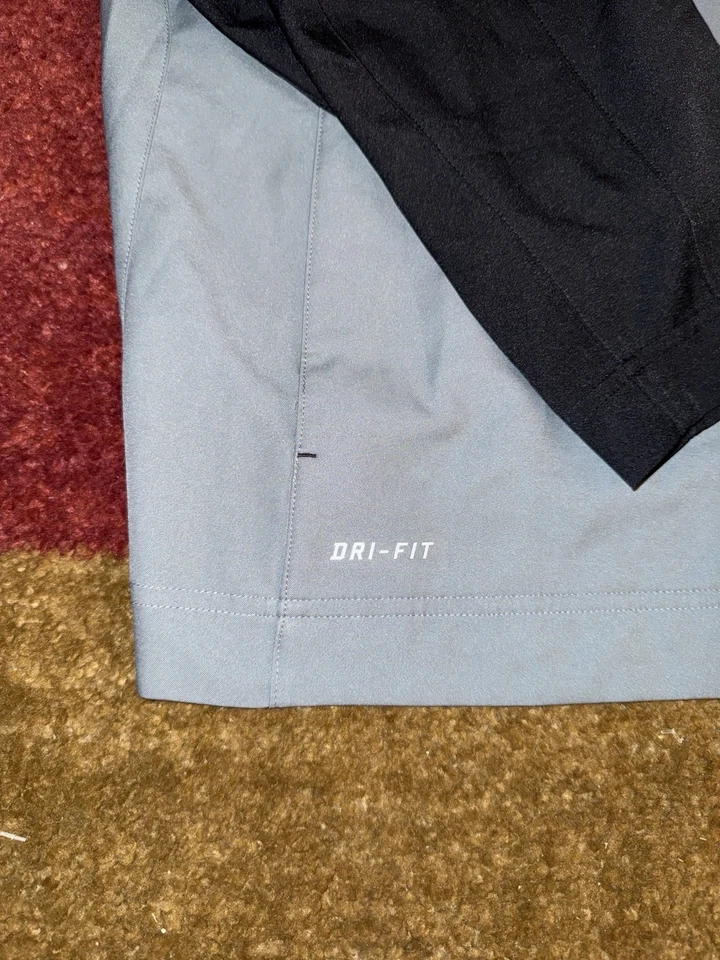 Nike Dri-Fit Cortavientos Gris Y Negro Para Hombre Talla XXL Poliéster Cremallera Foto 2 de 4