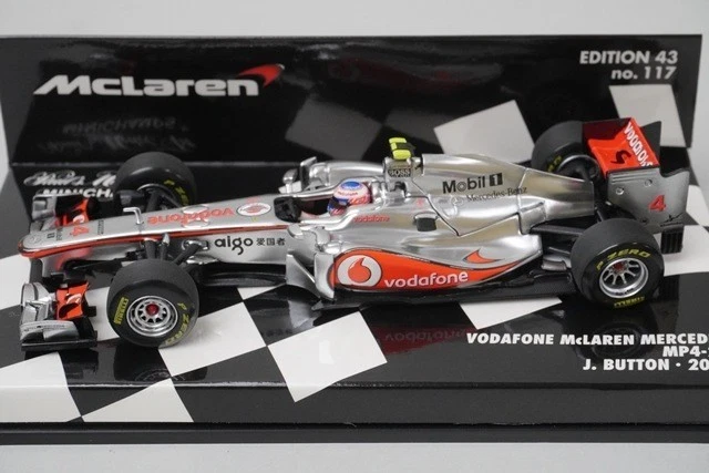 1:43 MINICHAMPS 530114304 Vodafone McLaren Mercedes MP4-26 2011 #4 model car - Image 3 of 4