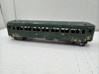 650 New Haven Green Painted Coach Passenger Car