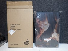 Hot Toys MMS595 Batman Begins 1 6 Scale Figure Sideshow Exclusive Christian Bale