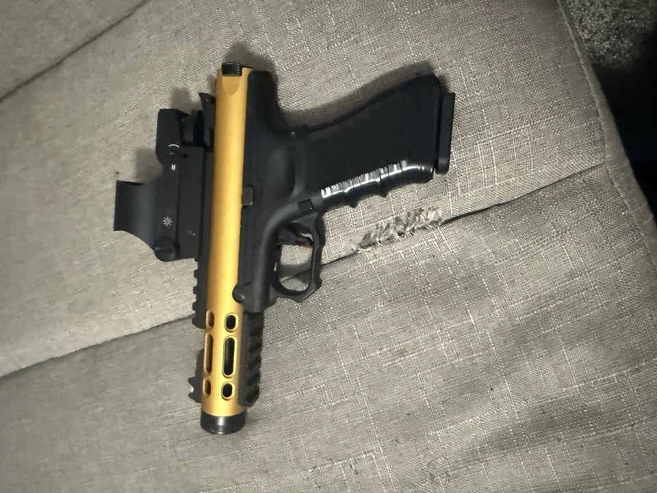 Pistola de Airsoft WeTech Galaxy *Para piezas* Foto 3 de 3