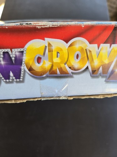 Chow Crown Spinning Crown Game Ages 8+ Hasbro Gaming Used Once - Picture 3 of 4