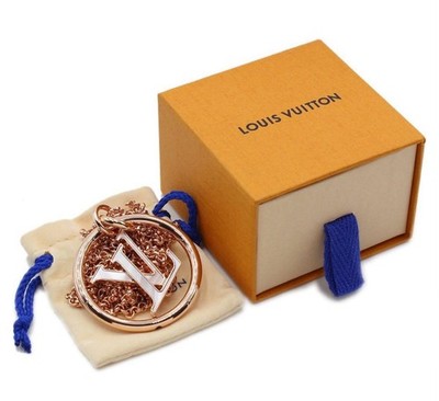 LOUIS VUITTON Necklaces & Pendants Sautoir LV Stellar Long Chain Pink Gold w/Box